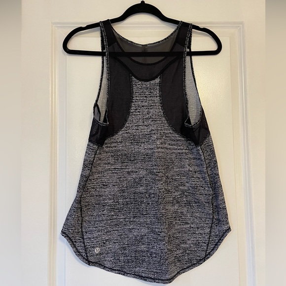Lululemon Sculpt Tanktop - Picture 4 of 4
